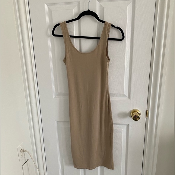 Nude beige tan t shirt dress never worn size s - Picture 1 of 2